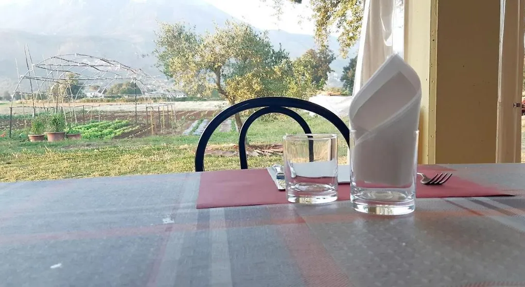 Azienda Agrituristica La Vecchia Quercia-1